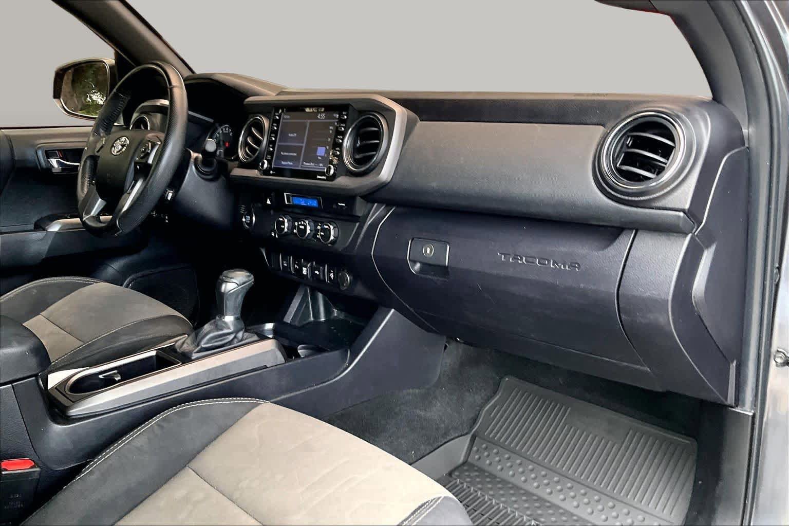 Used 2022 Toyota Tacoma TRD Sport RWD image 19