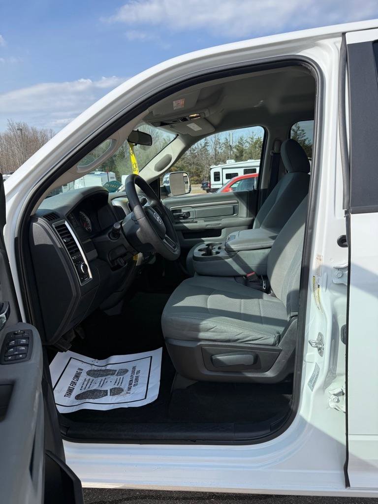 Used 2017 RAM 2500 SLT image 8