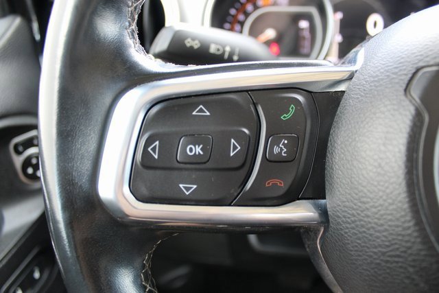 Used 2020 Jeep Wrangler Unlimited Sahara image 11