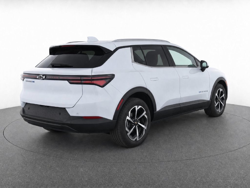 New 2026 Chevrolet Equinox EV LT AWD/4WD image 4
