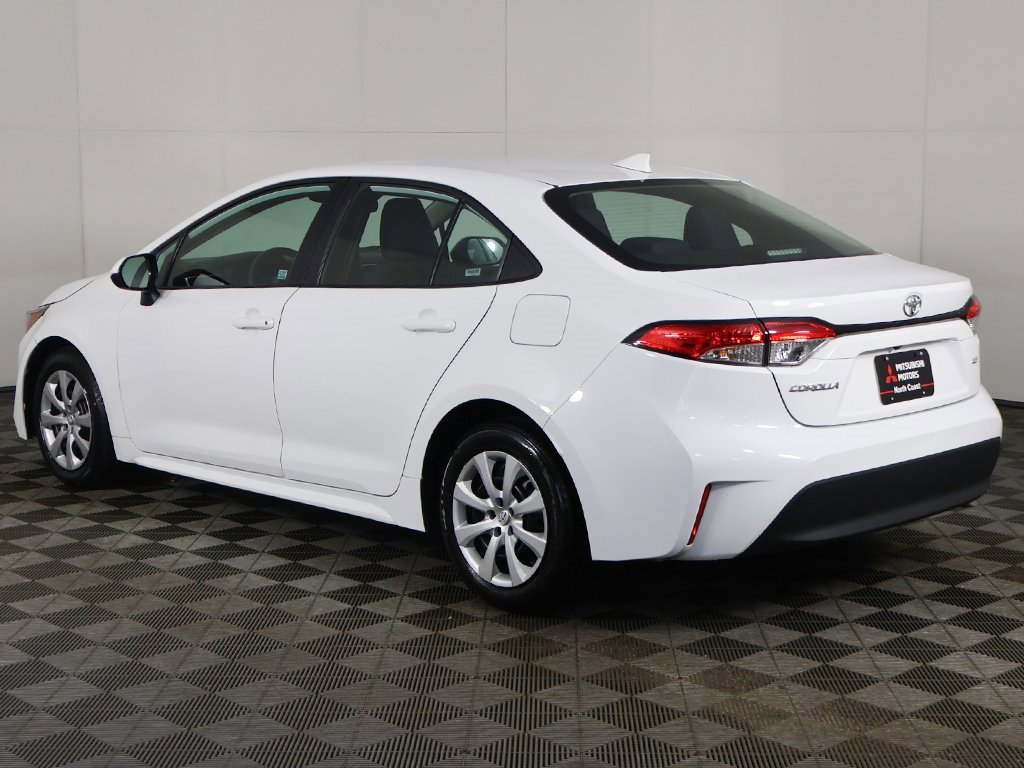 Used 2024 Toyota Corolla LE image 6