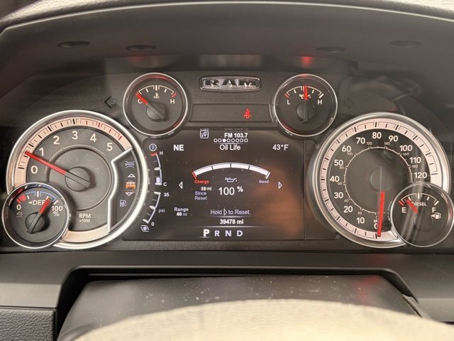 Used 2017 RAM 3500 Laramie w/ Convenience Group image 19