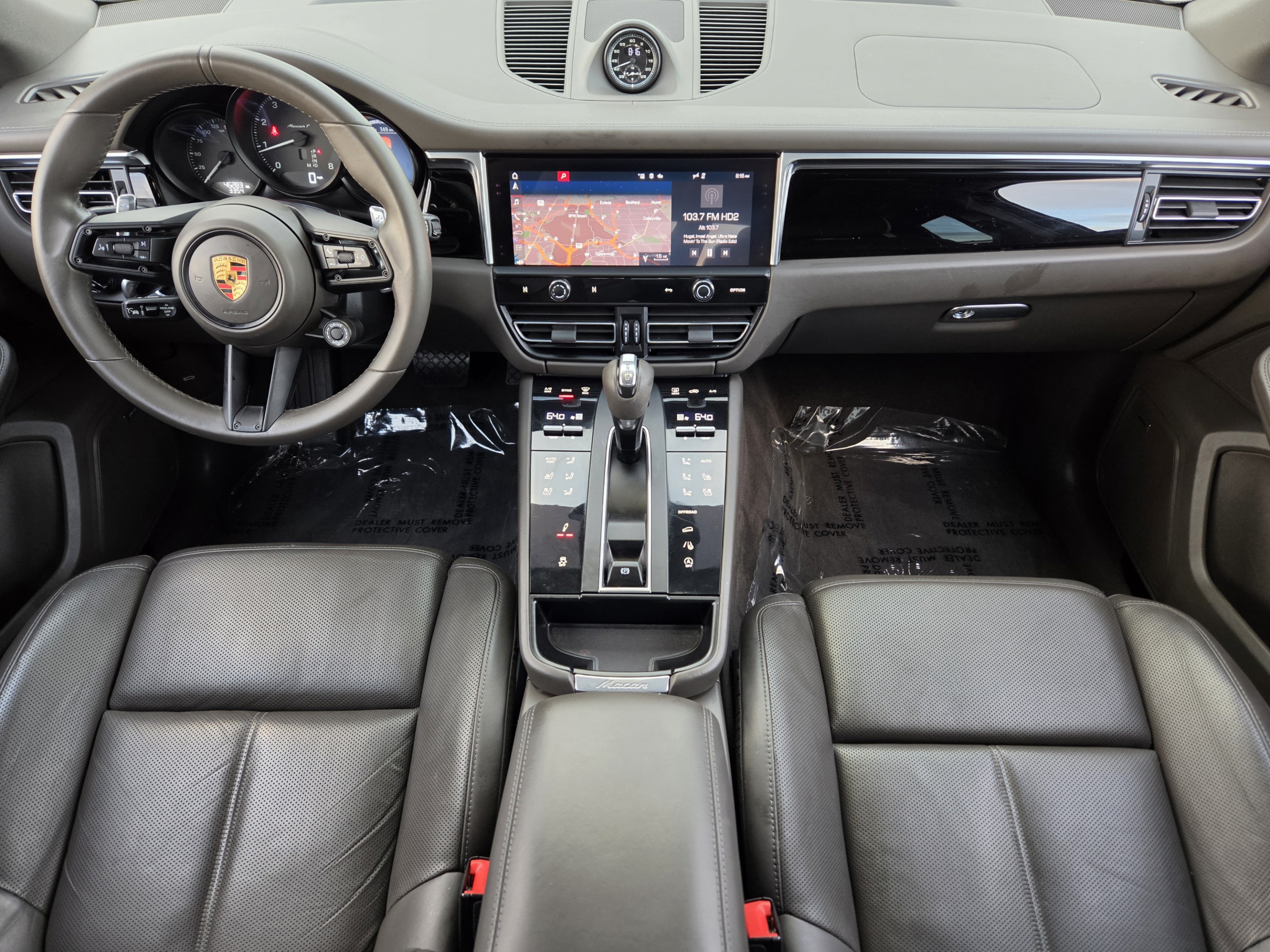 Used 2023 Porsche Macan Turbo AWD/4WD image 21
