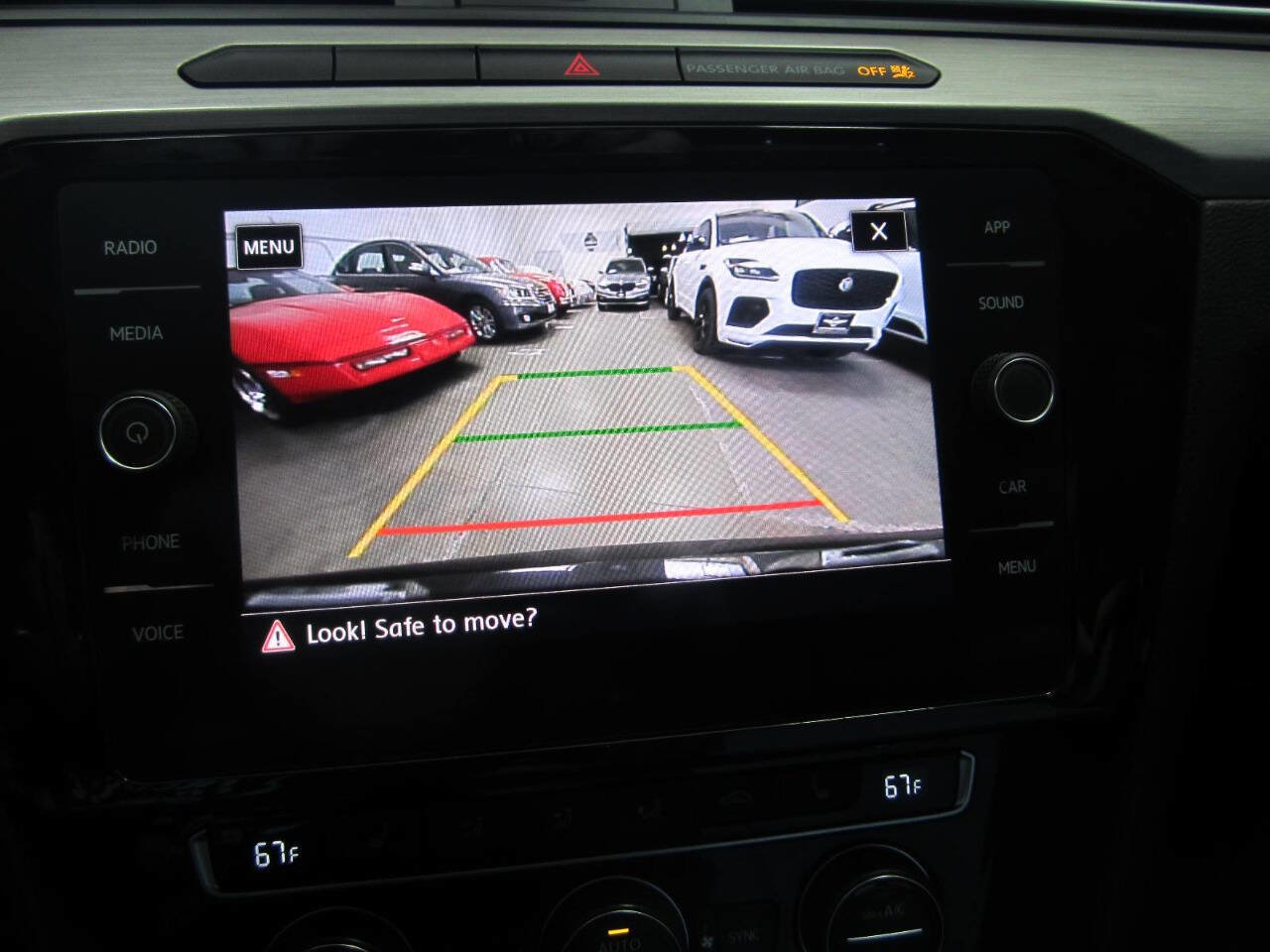 Used 2020 Volkswagen Arteon SE image 28