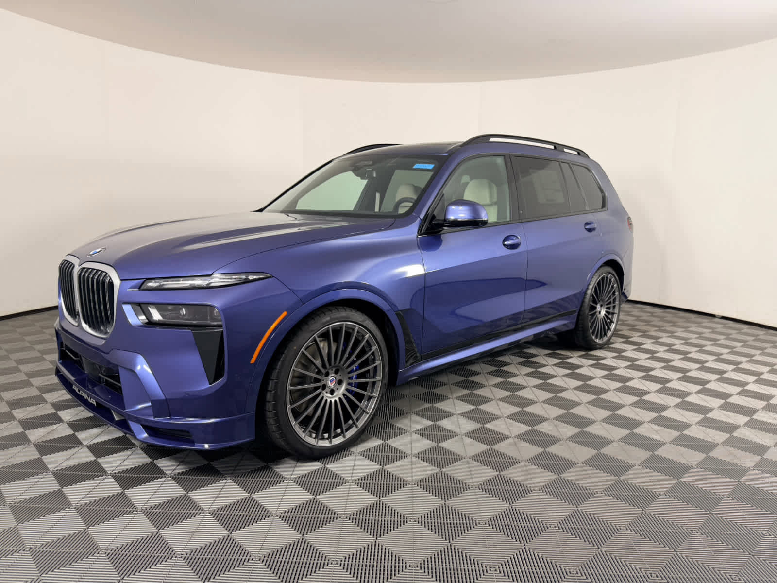 New 2026 BMW ALPINA XB7 image 11