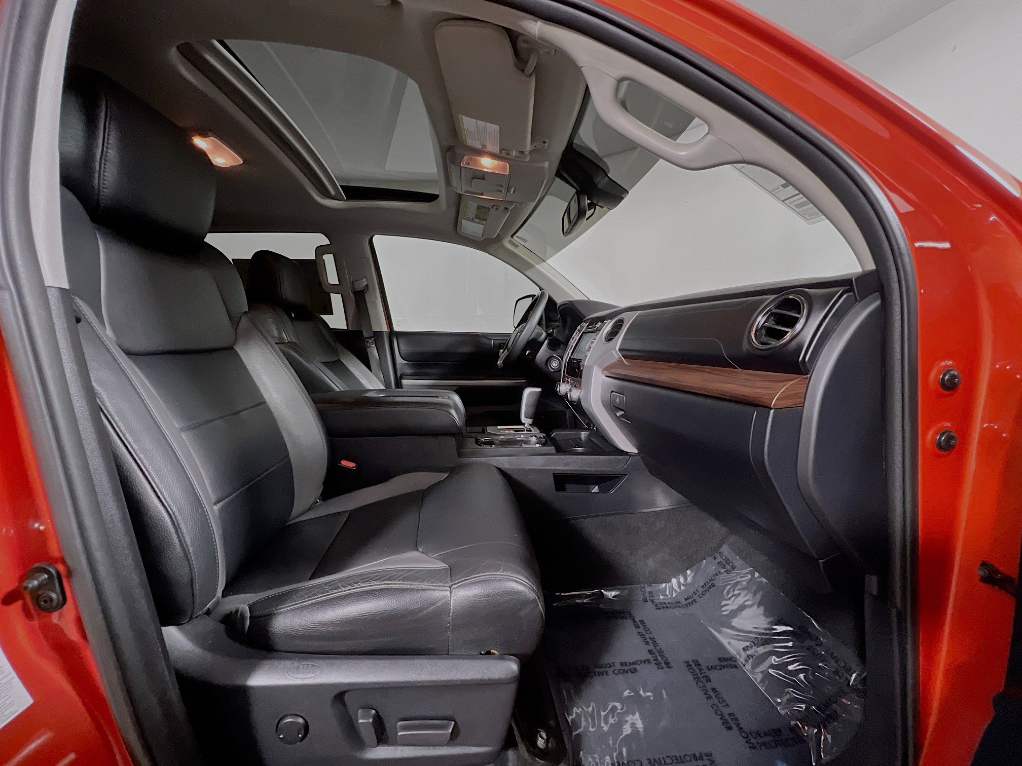 Used 2018 Toyota Tundra Limited w/ Limited Premium Package image 31