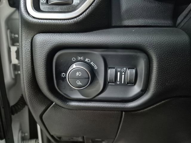 Used 2024 RAM 2500 Laramie AWD/4WD image 17