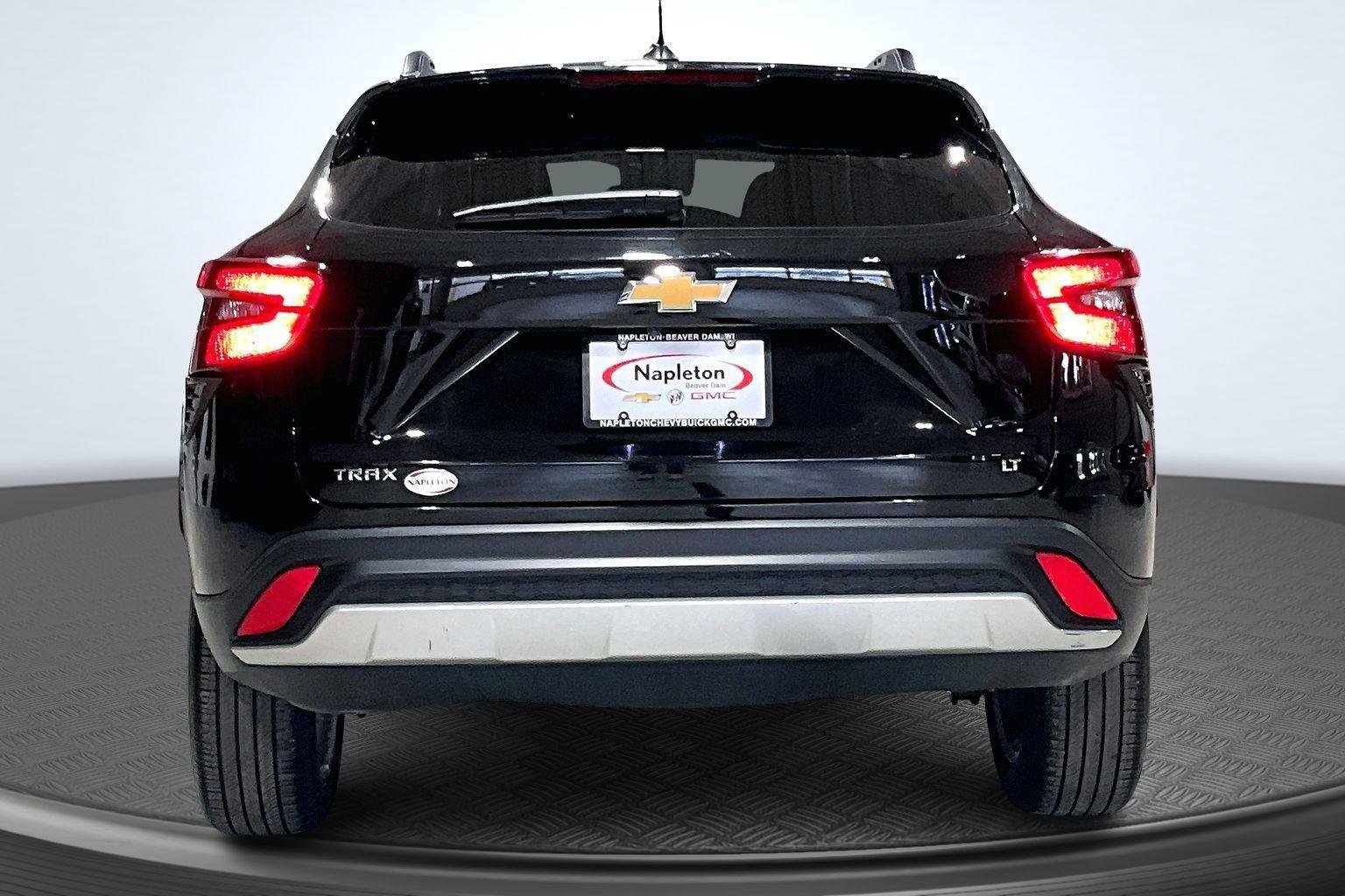 Used 2025 Chevrolet Trax LT image 4