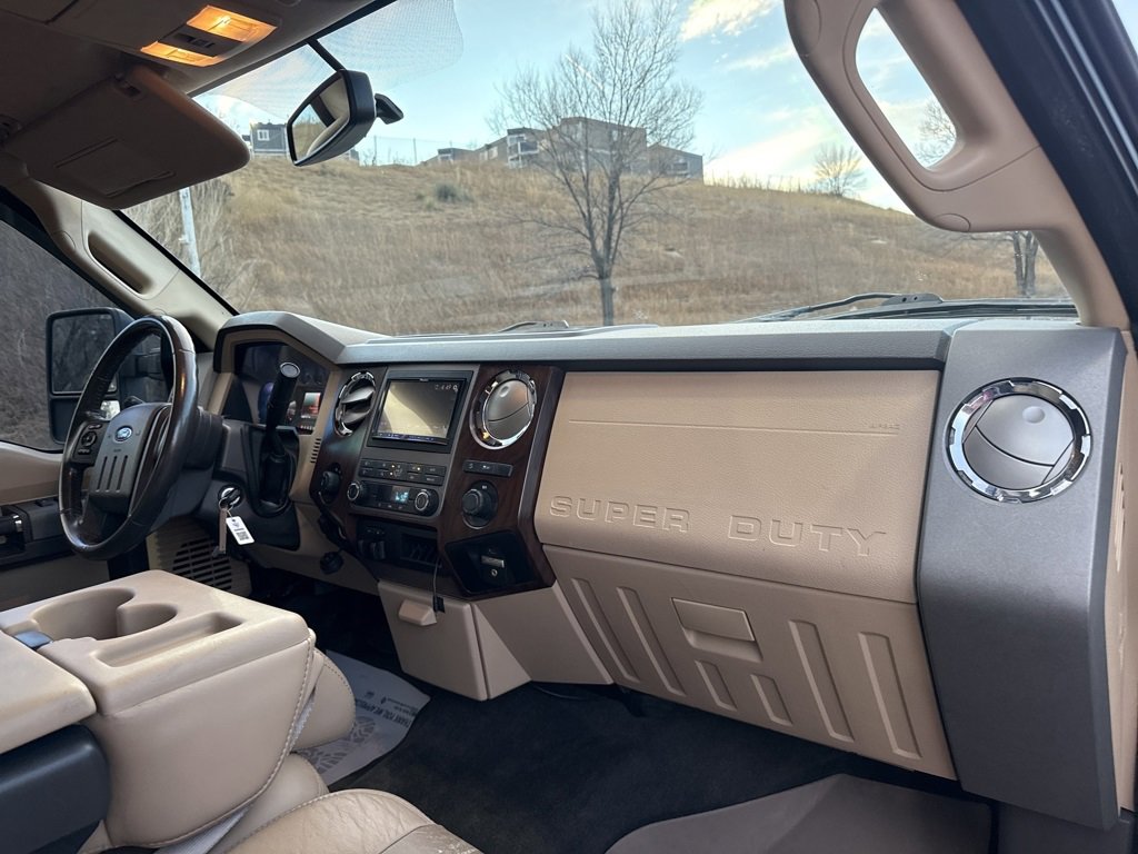 Used 2011 Ford F250 Lariat w/ FX4 Off Road Pkg image 28