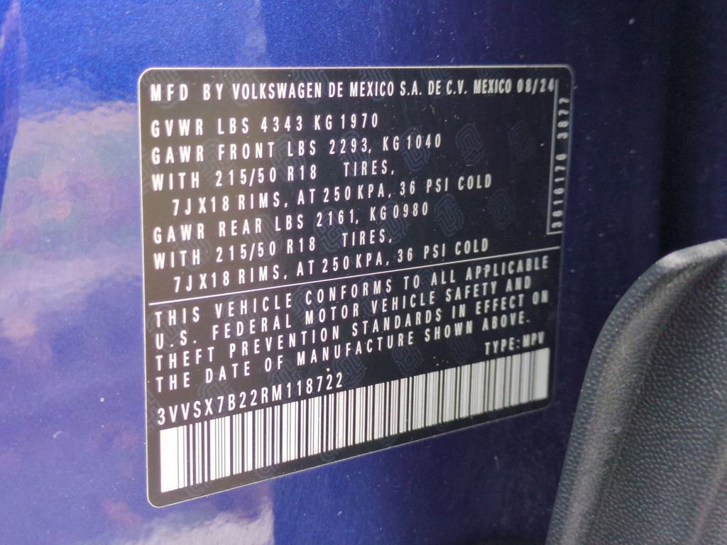 Used 2024 Volkswagen Taos SE image 35