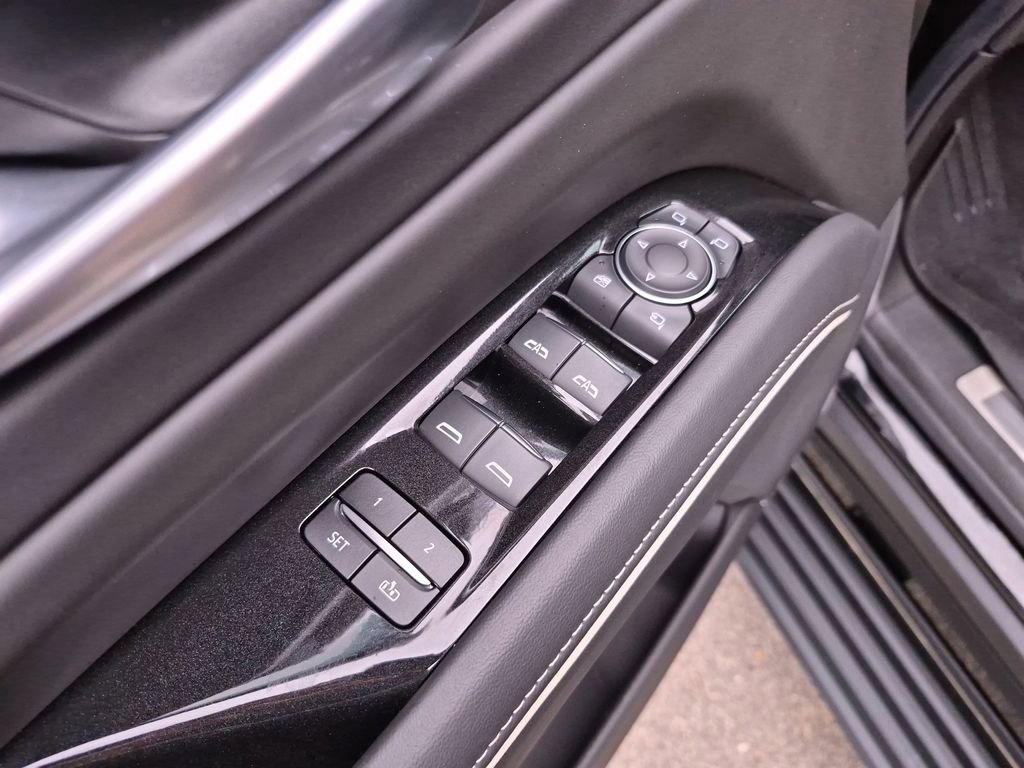 Used 2023 Cadillac Escalade V w/ Heavy-Duty Trailer Package image 20