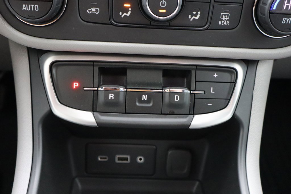 Used 2022 GMC Terrain SLE w/ Driver Convenience Package image 8