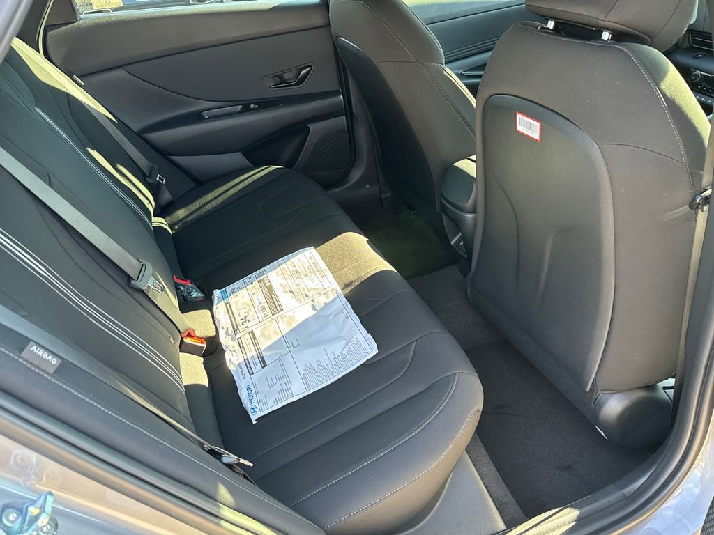 New 2025 Hyundai Elantra Sport image 15