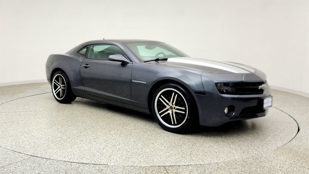 Used 2011 Chevrolet Camaro LT w/ RS Package RWD image 3