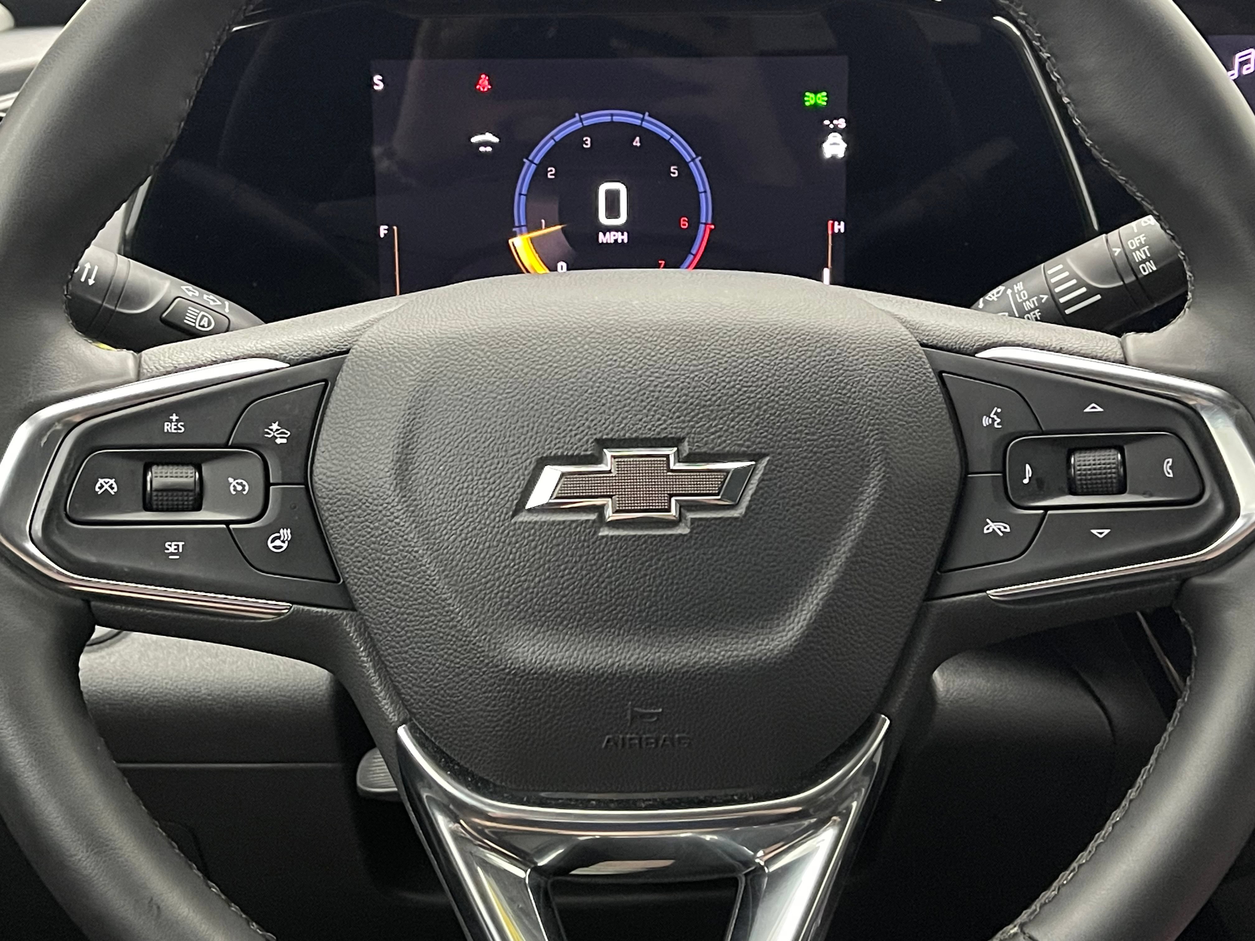 Used 2024 Chevrolet Trax ACTIV w/ Driver Confidence Package FWD image 19