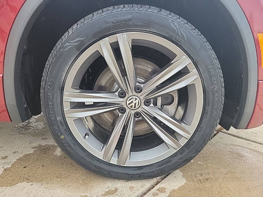 Used 2019 Volkswagen Tiguan SEL R-Line image 9