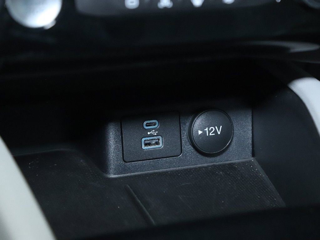 Used 2023 Ford Escape SE image 26