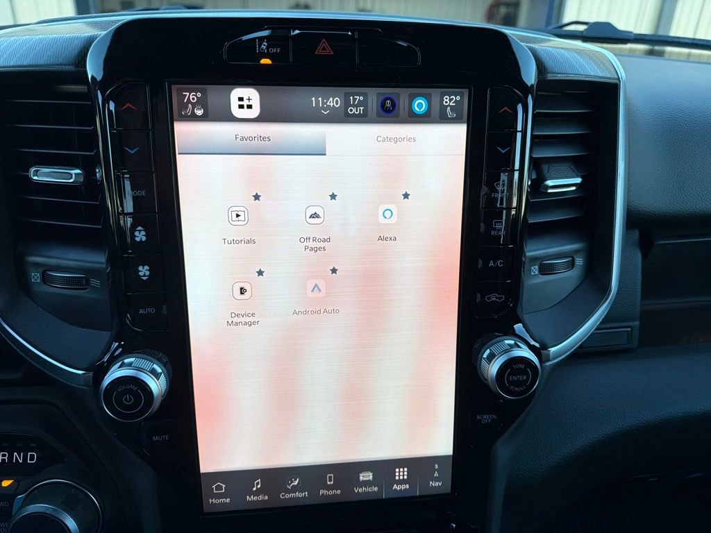 New 2026 RAM 1500 4x4 Crew Cab image 28