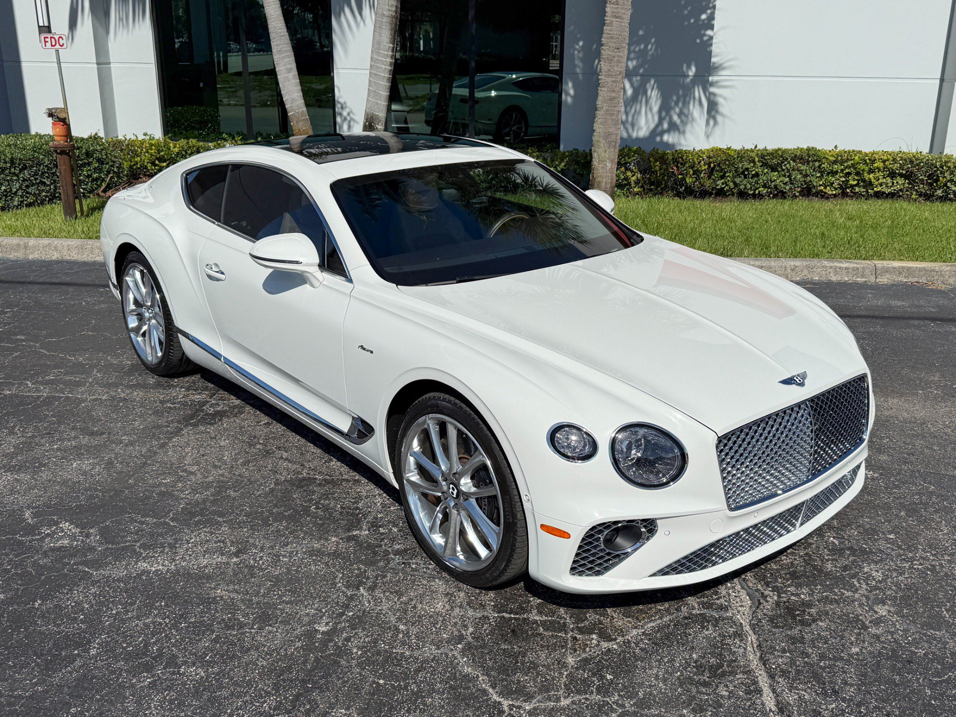 Used 2023 Bentley Continental GT Azure AWD/4WD image 5