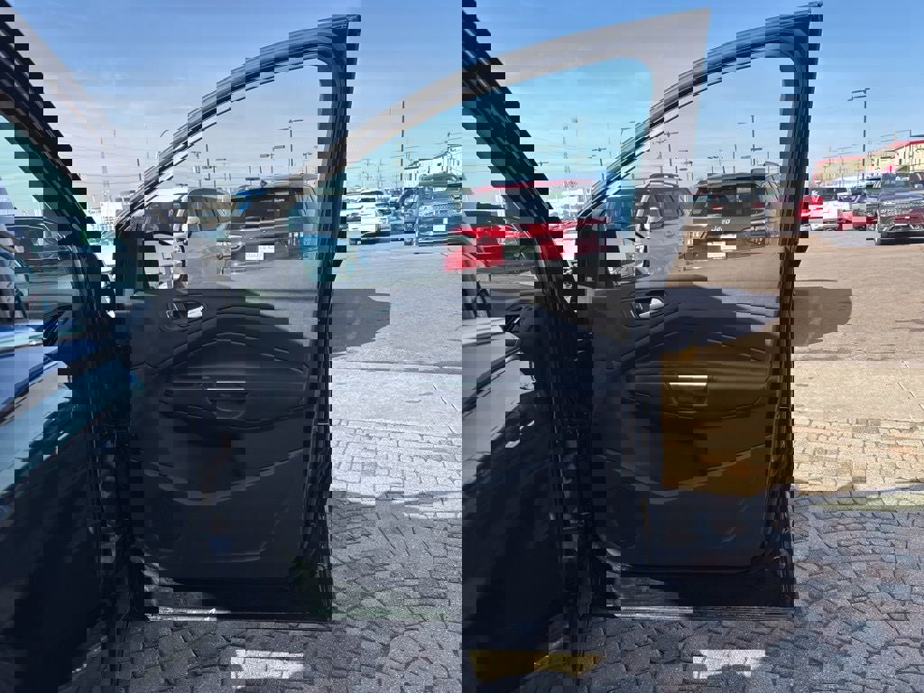 Used 2015 Ford Escape SE image 38