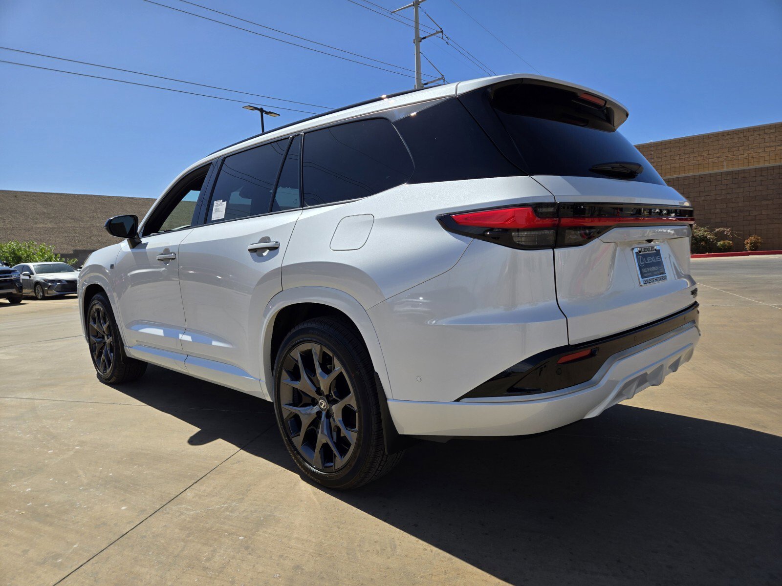 New 2026 Lexus TX 500h AWD image 4