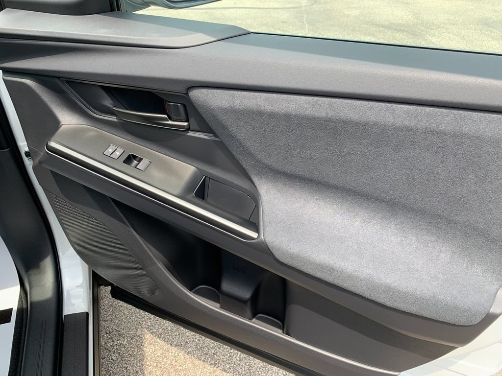 New 2026 Toyota C-HR AWD/4WD image 18