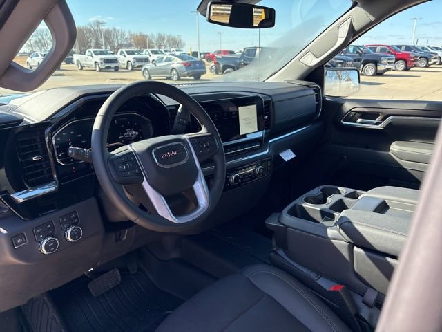 Used 2024 GMC Sierra 1500 SLT AWD/4WD image 15