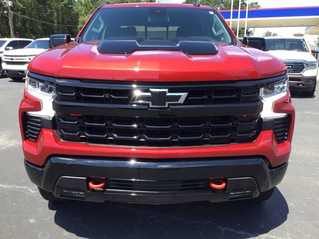 Used 2024 Chevrolet Silverado 1500 LT Trail Boss w/ Convenience Package II image 9
