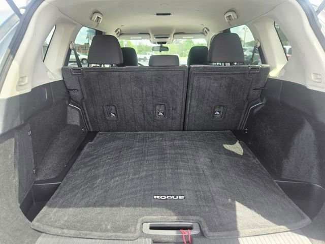 Used 2023 Nissan Rogue SV AWD/4WD image 30