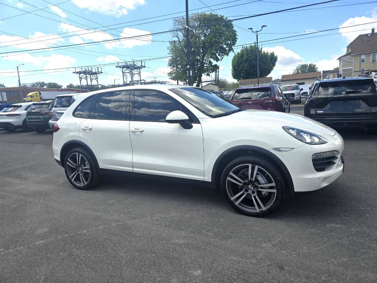 Used 2012 Porsche Cayenne S AWD/4WD image 6