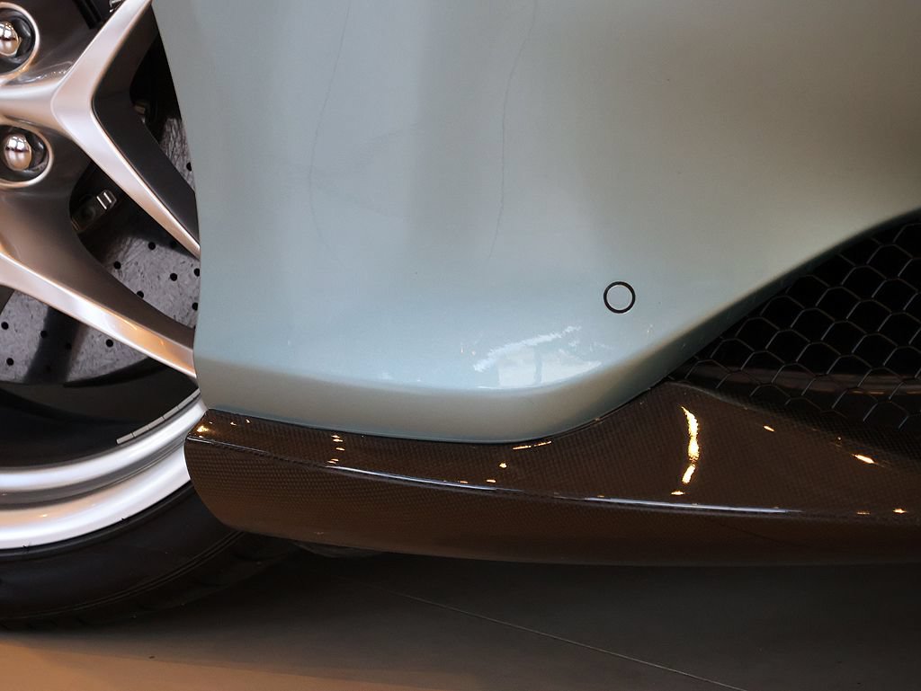 Certified 2024 Ferrari Roma Spider RWD image 13