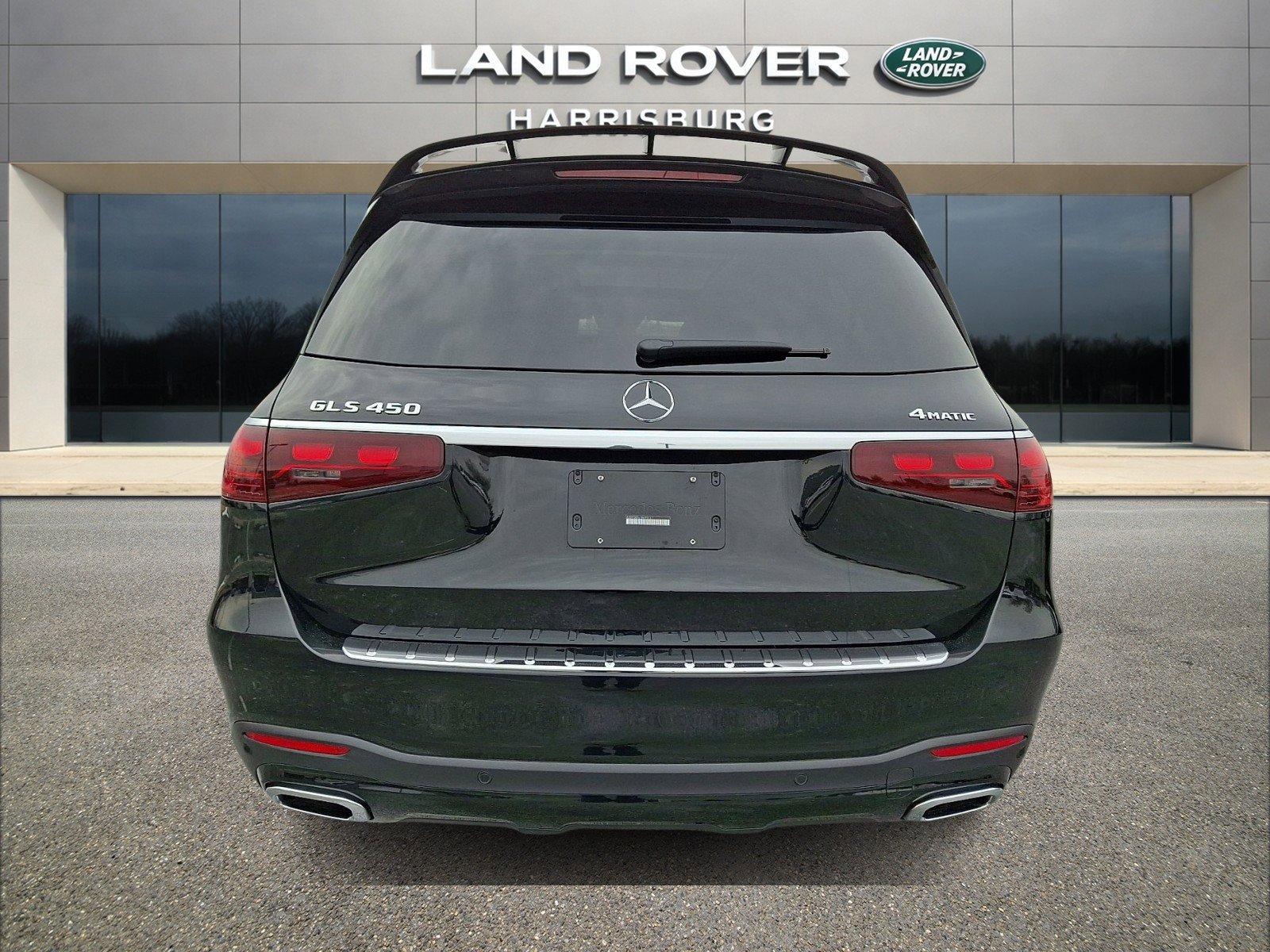Used 2026 Mercedes-Benz GLS 450 4MATIC image 4