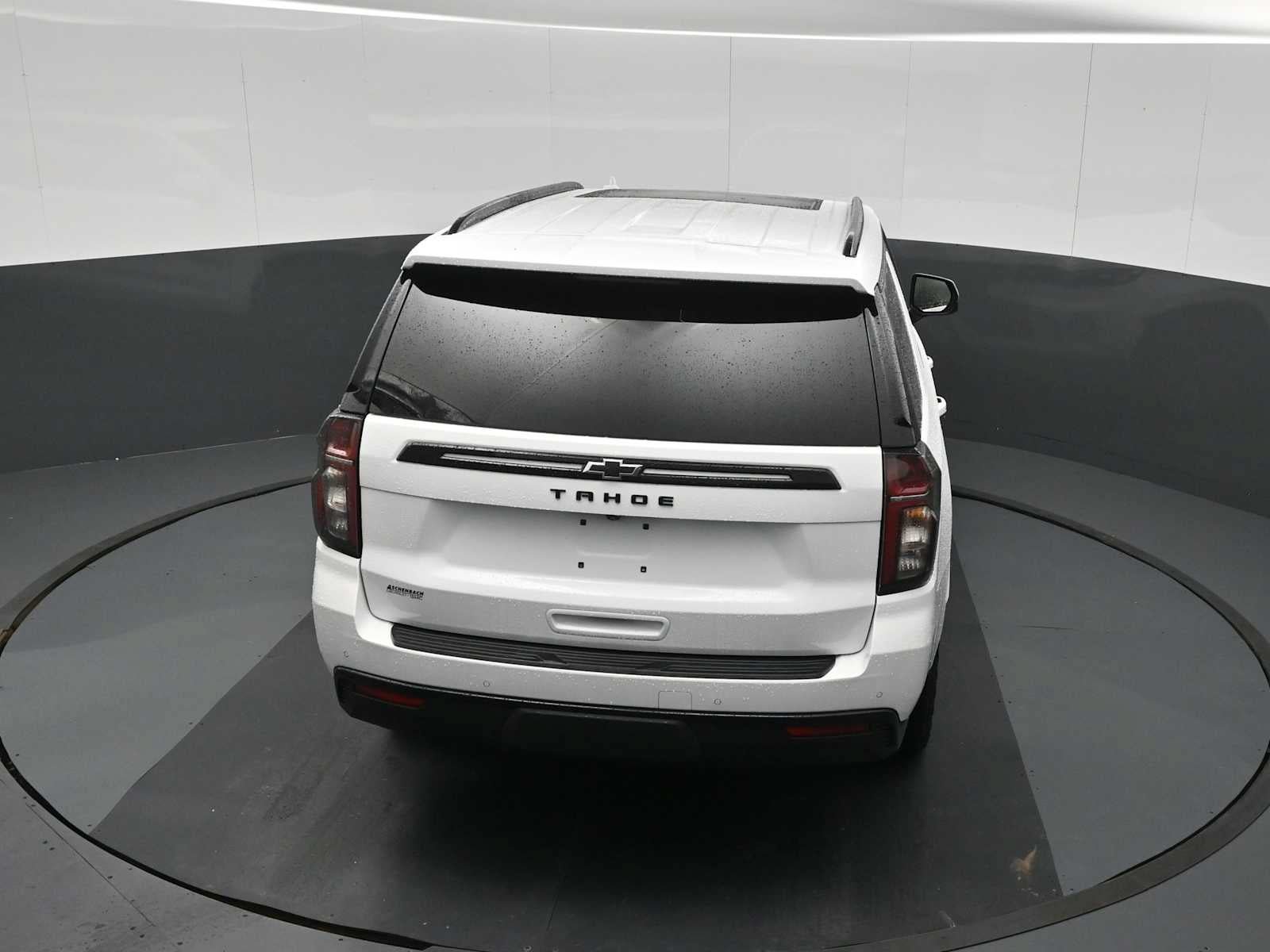 Used 2023 Chevrolet Tahoe Z71 w/ Luxury Package AWD/4WD image 16