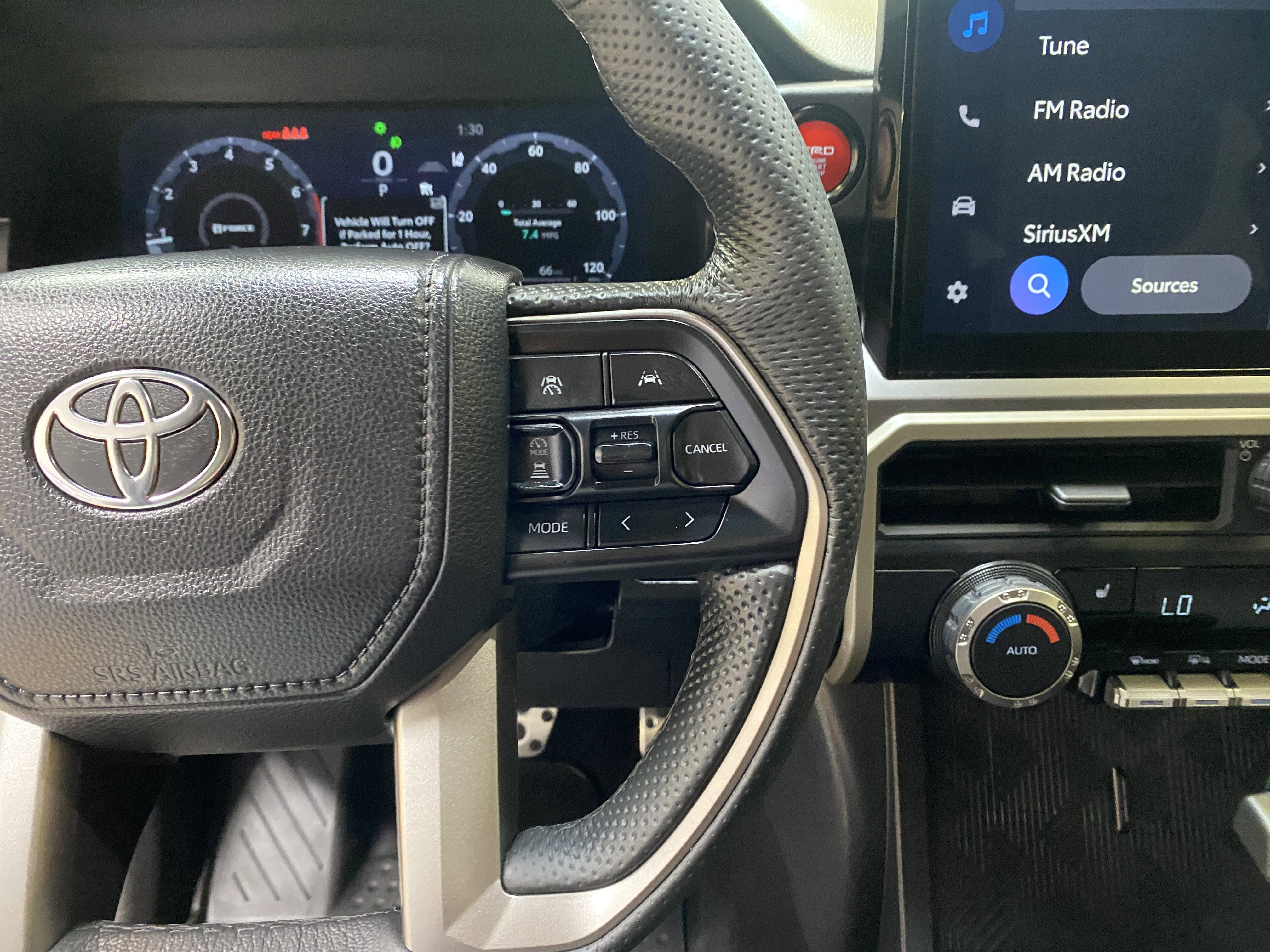 Used 2025 Toyota Tacoma TRD Sport image 34