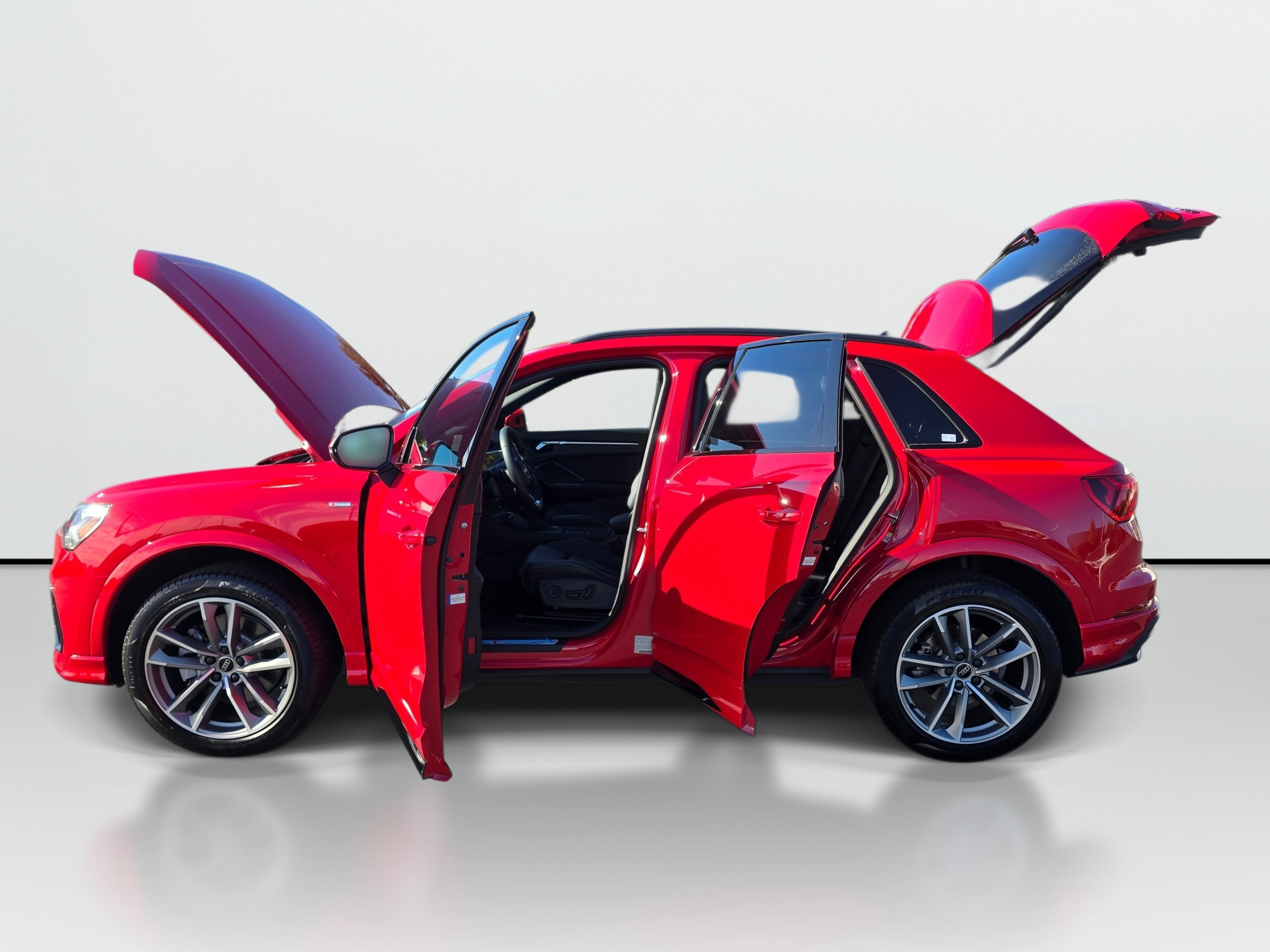 Certified 2025 Audi Q3 2.0T Premium AWD/4WD image 9
