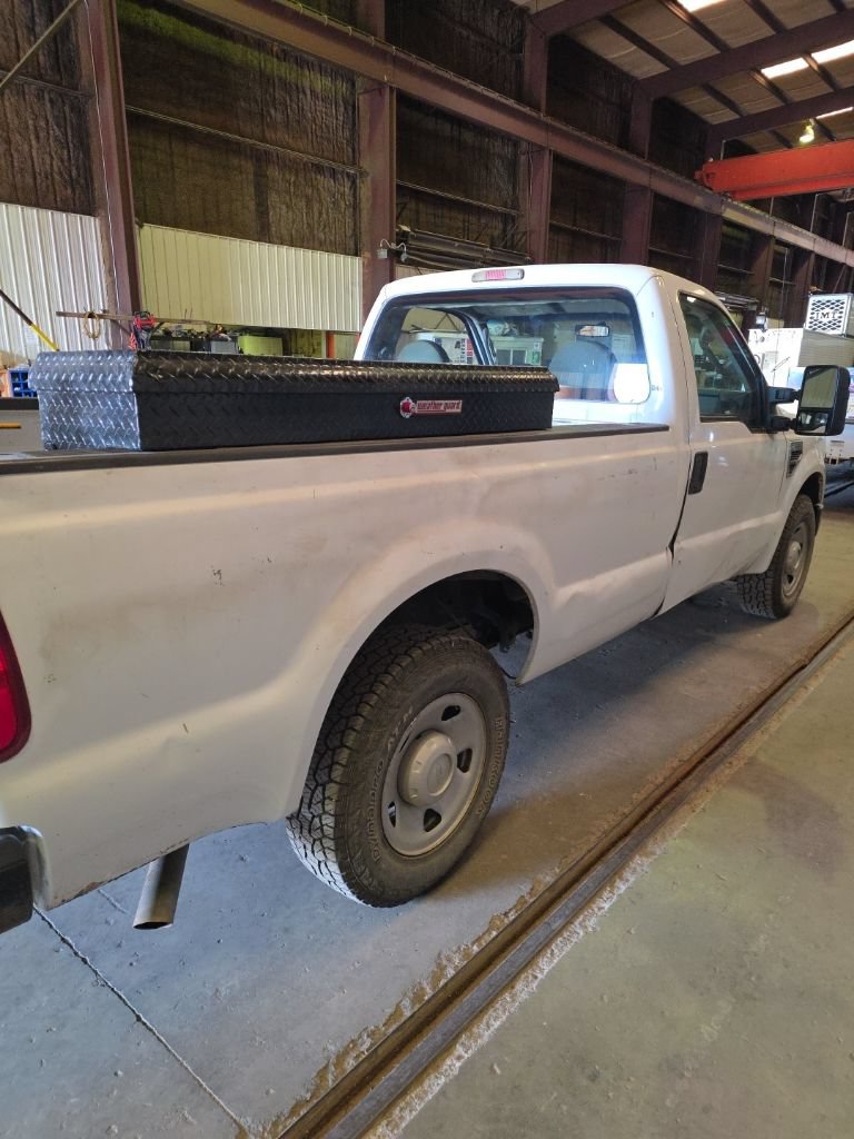 Used 2008 Ford F250 XL RWD image 3