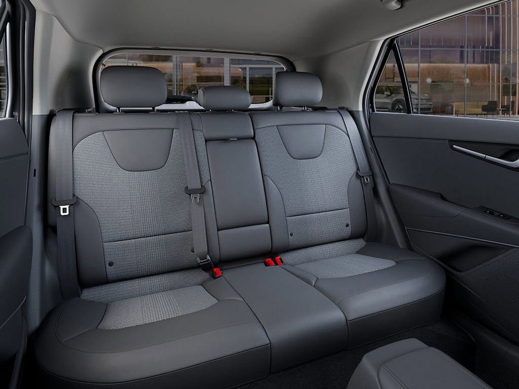 New 2025 Kia Niro EX image 16