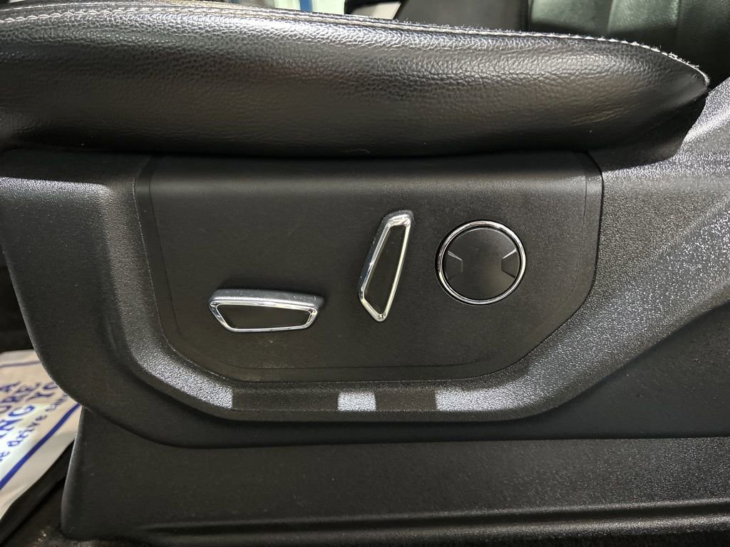 Used 2018 Ford F150 Lariat w/ Equipment Group 502A Luxury image 21