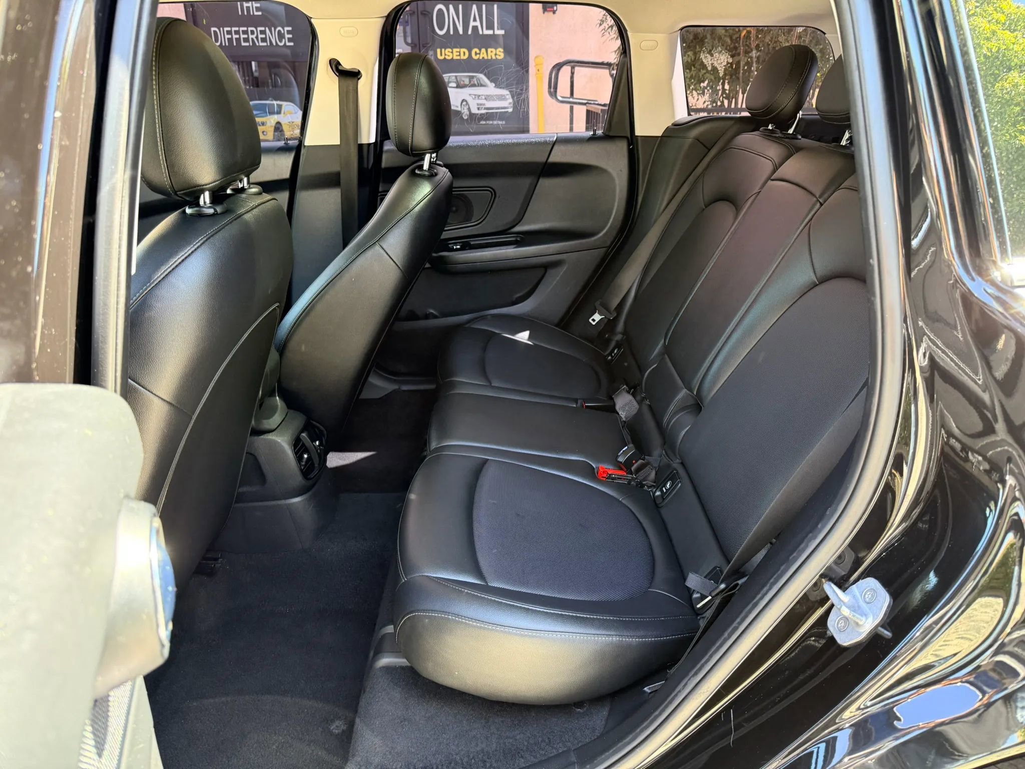 Used 2020 MINI Cooper Countryman FWD image 11