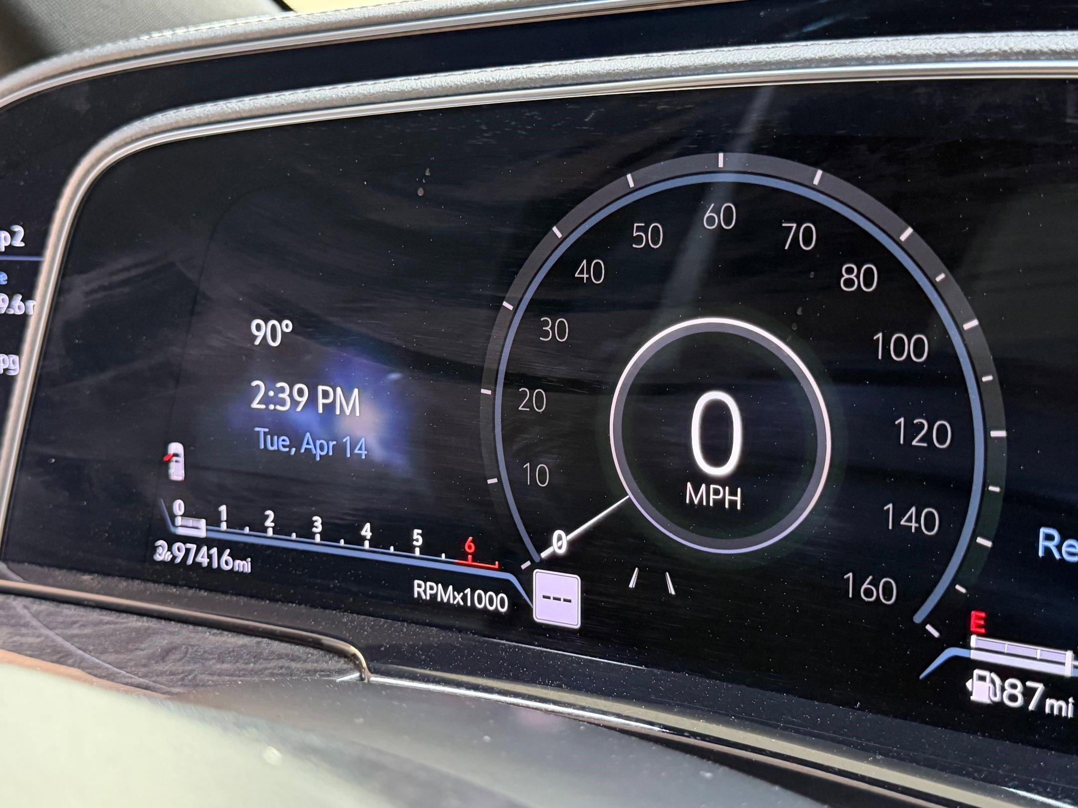 Used 2023 Cadillac Escalade Premium Luxury image 18