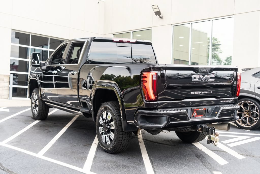 Used 2024 GMC Sierra 3500 Denali Ultimate AWD/4WD image 22