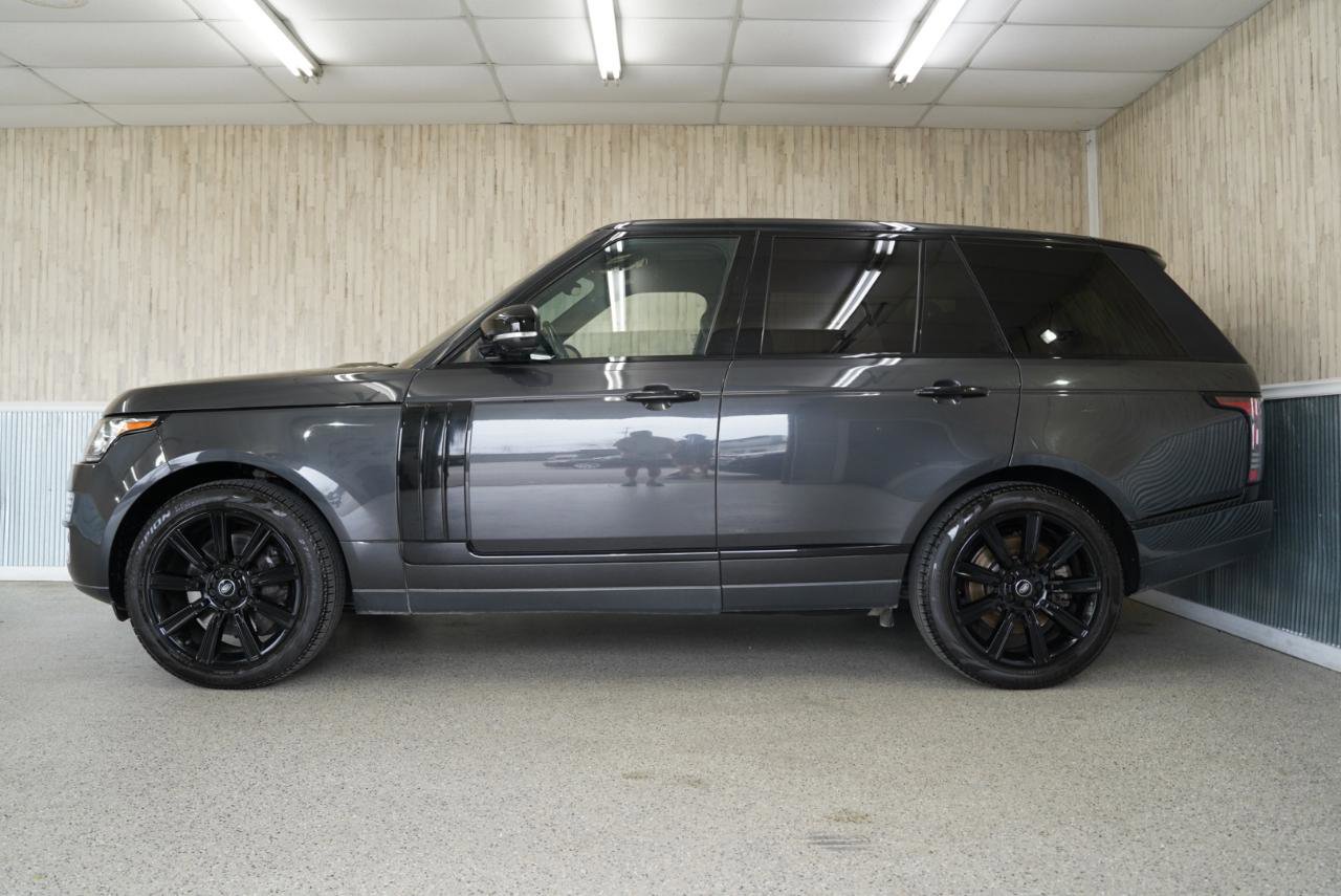 Used 2017 Land Rover Range Rover Supercharged image 5