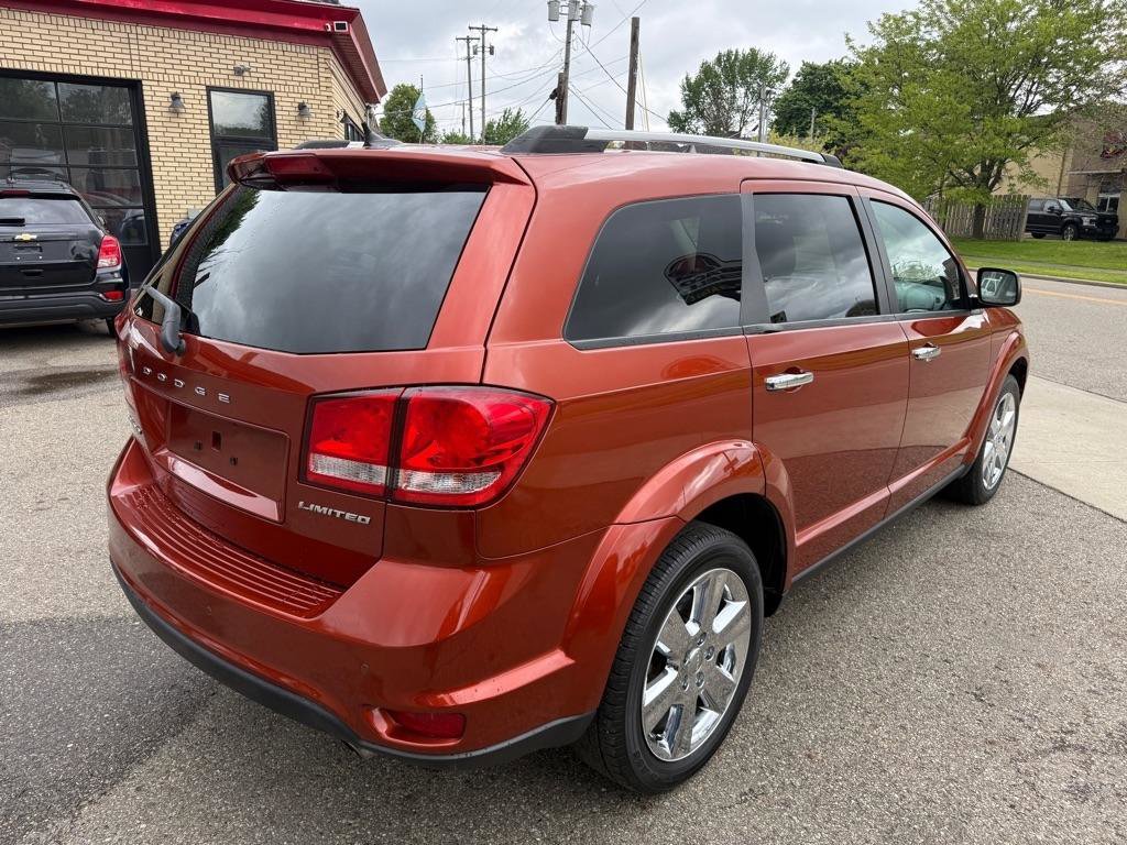 Used 2014 Dodge Journey Limited w/ Flexible Seating Group FWD image 6