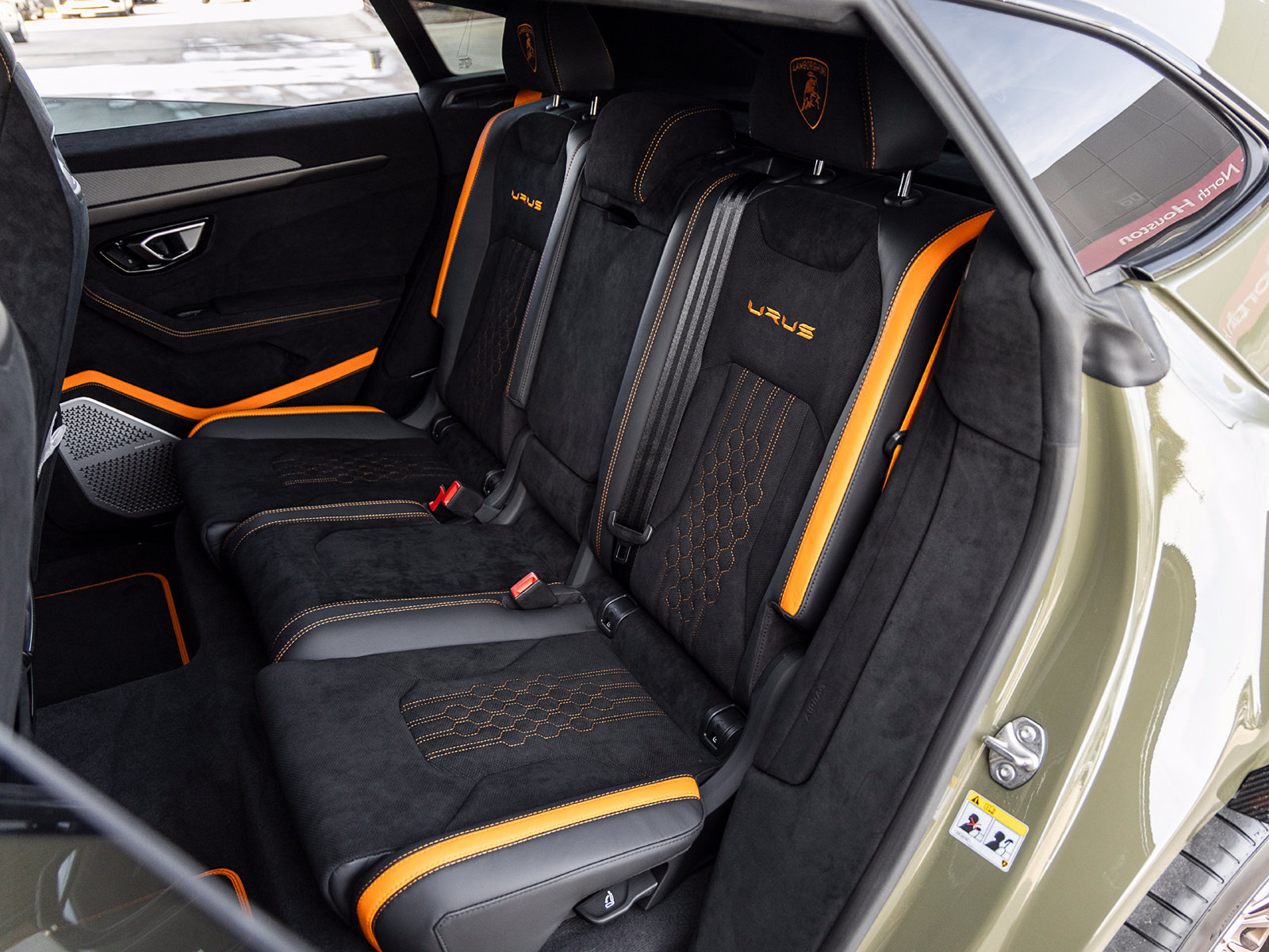 Used 2023 Lamborghini Urus Performante AWD/4WD image 45