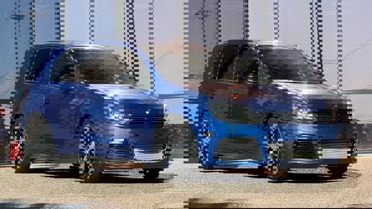 Used 2013 Volkswagen Golf R 4-Door image 19