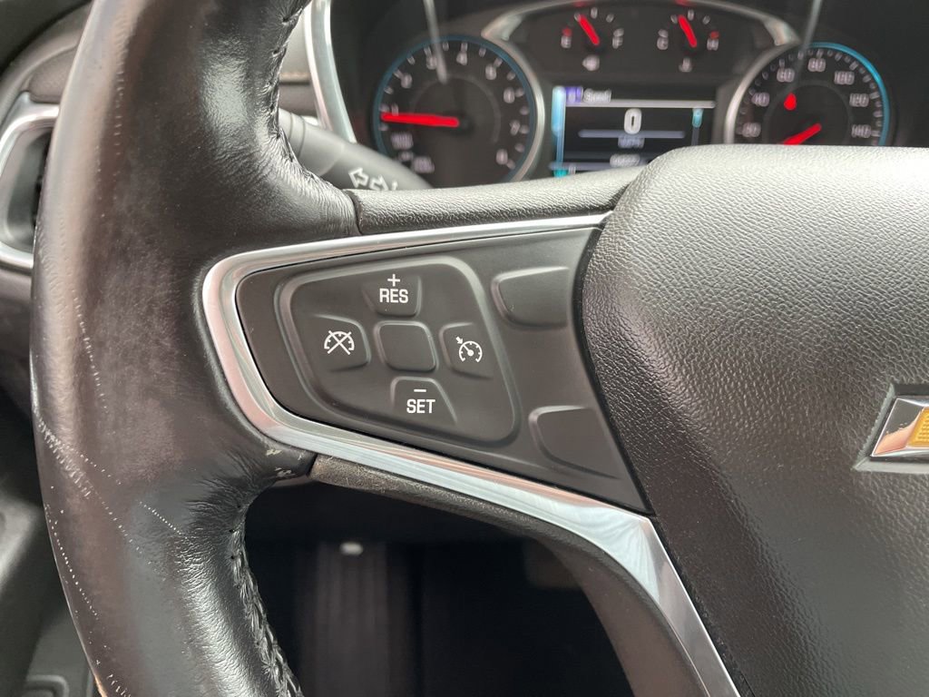 Used 2018 Chevrolet Equinox Premier FWD image 26