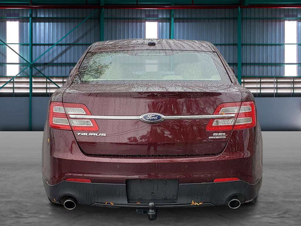 Used 2018 Ford Taurus SEL w/ Equipment Group 201A image 4