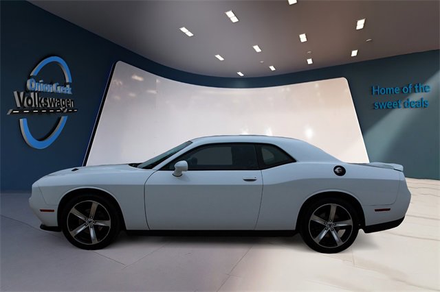Used 2018 Dodge Challenger SXT image 7