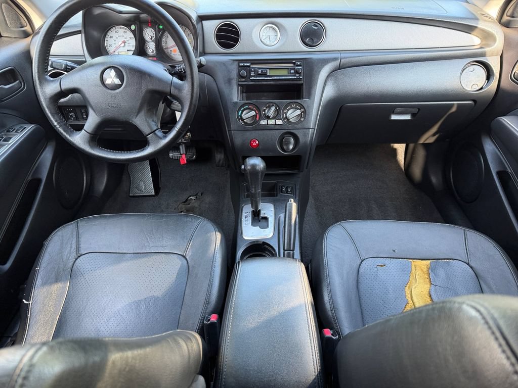 Used 2004 Mitsubishi Outlander XLS FWD image 17