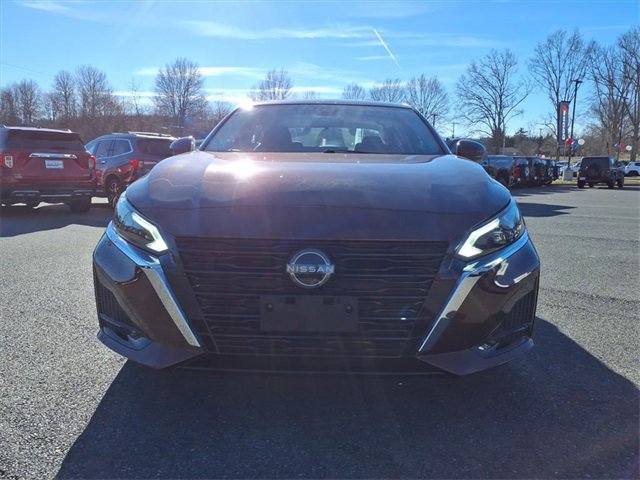 Used 2023 Nissan Altima 2.5 SV w/ SV Premium Package image 10